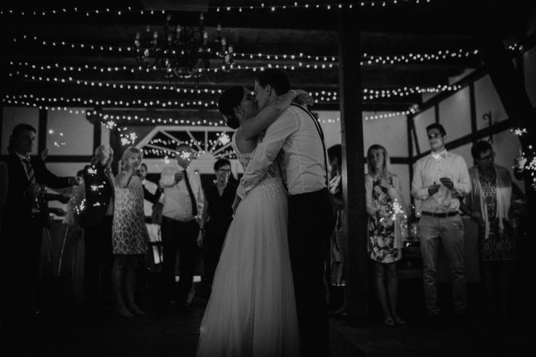 DJ Hochzeit Julian Hügelmeyer Beverland Resort 768x511