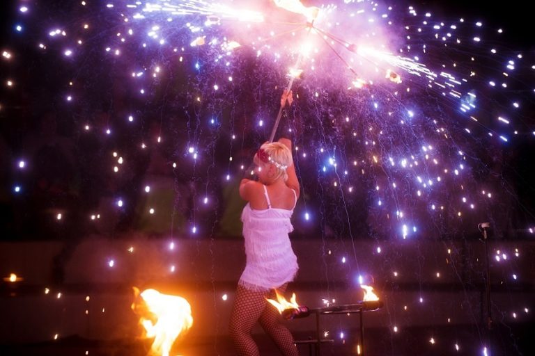 Feuershow Feuerwerk Heidelberg Mannheim 768x512