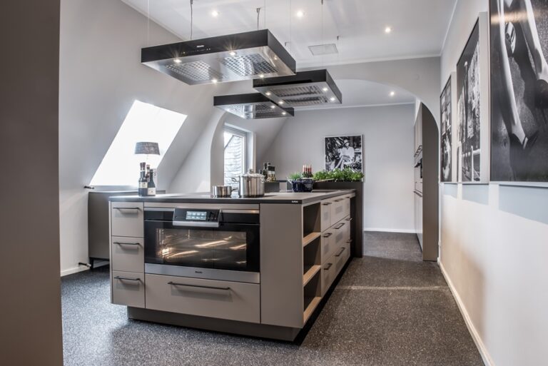 Kochatelier Altstadtseite 768x513