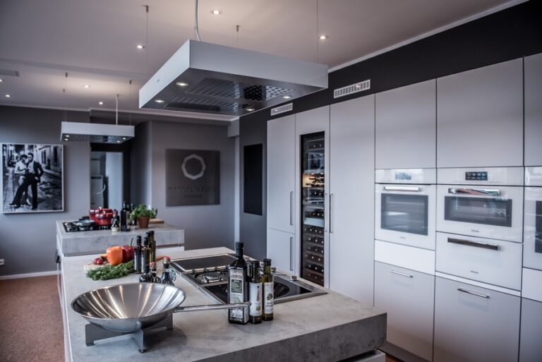 Kochatelier Rheinseite 768x513